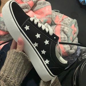 Steve Madden Star Sneakers